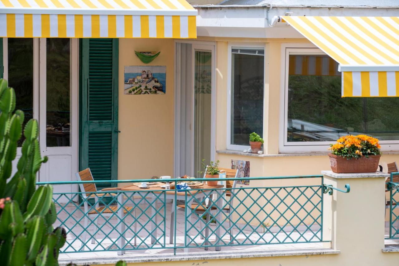 B&B Marcantonio - Ischia Ponte ภายนอก รูปภาพ